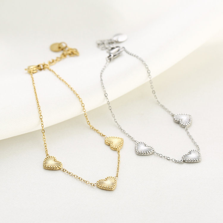 Silver Textured Heart Bracelet