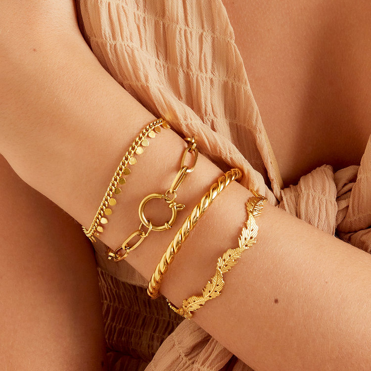 Gold Heart To Heart Bracelet