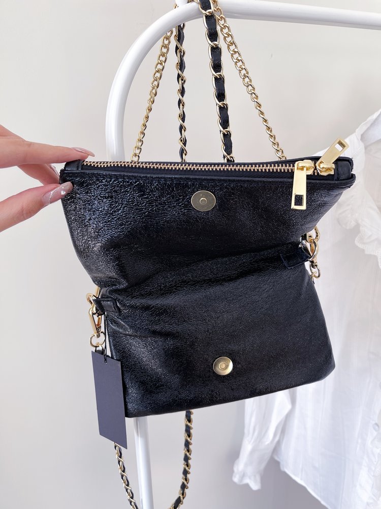 Savage Crossbody Chain Bag / Black