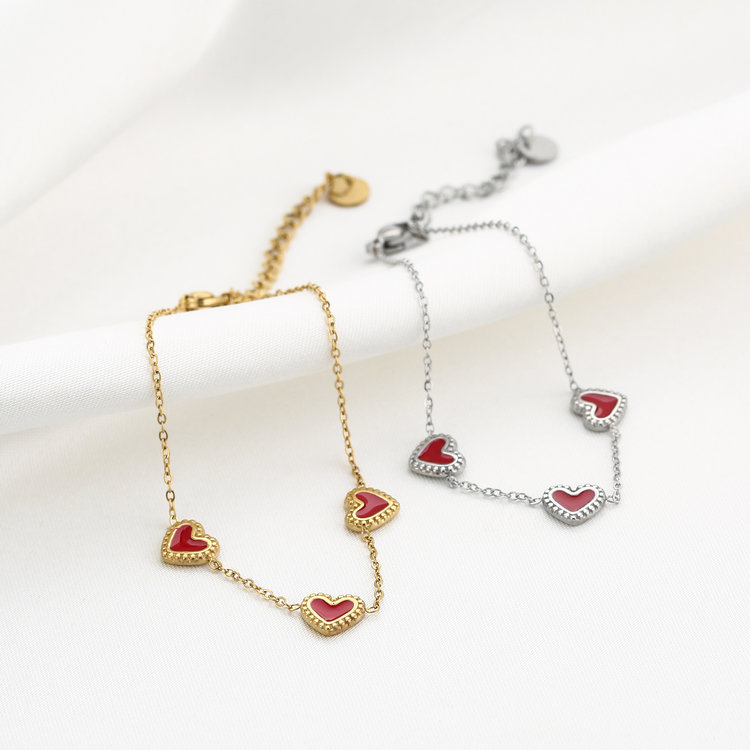 Silver Vintage Heart Bracelet / Red
