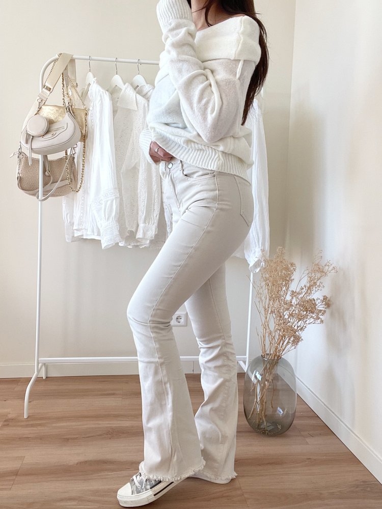 Renee Basic Flared Jeans / Beige