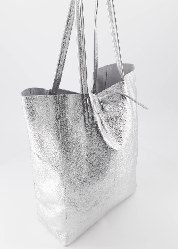 Franka Shopper Shoulder Bag / Metallic Silver