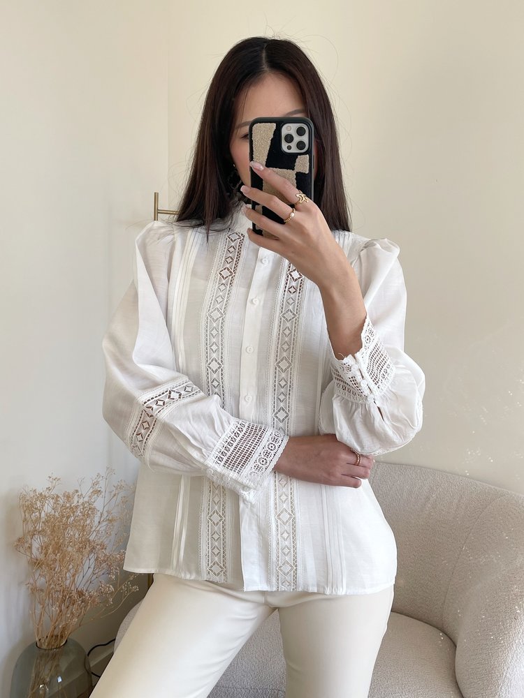 Reva Embroidered Blouse / Black