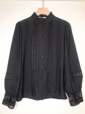 Reva Embroidered Blouse / Black
