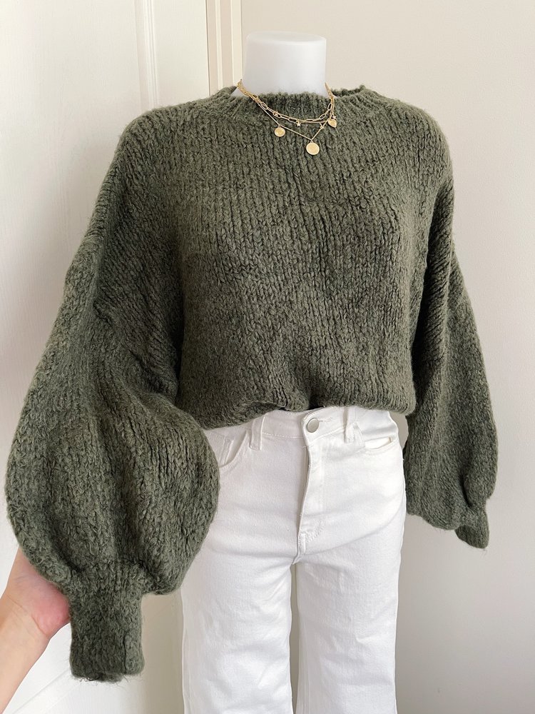 Caro Oversized Knit Sweater / Army Green