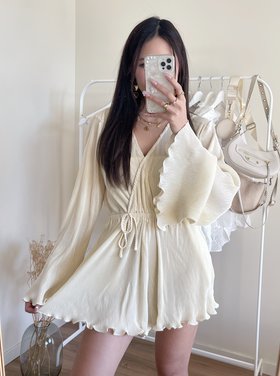 Isaura Pleated Playsuit / Cream