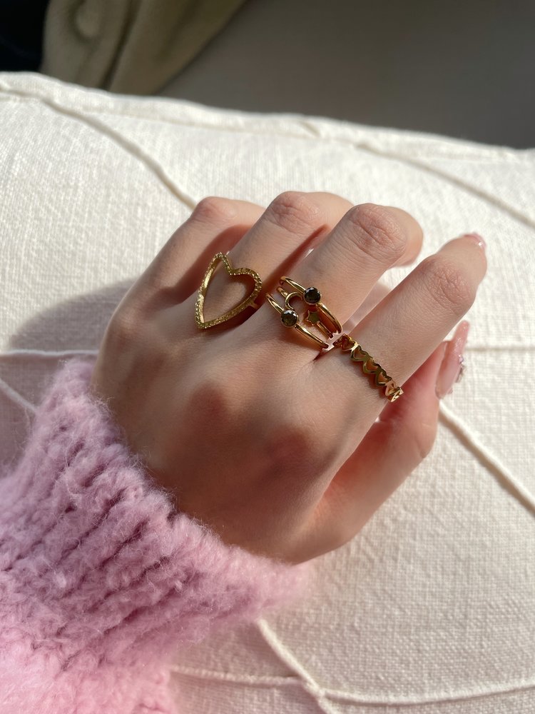 Gold Heart Motif Ring