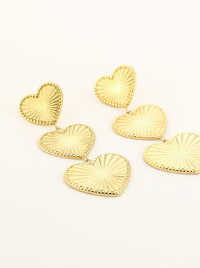 Gold Dashing Textured Heart Earrings