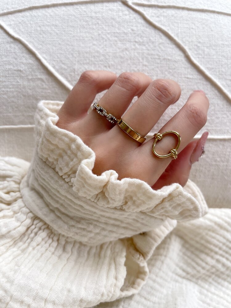 Gold Heart Band Ring