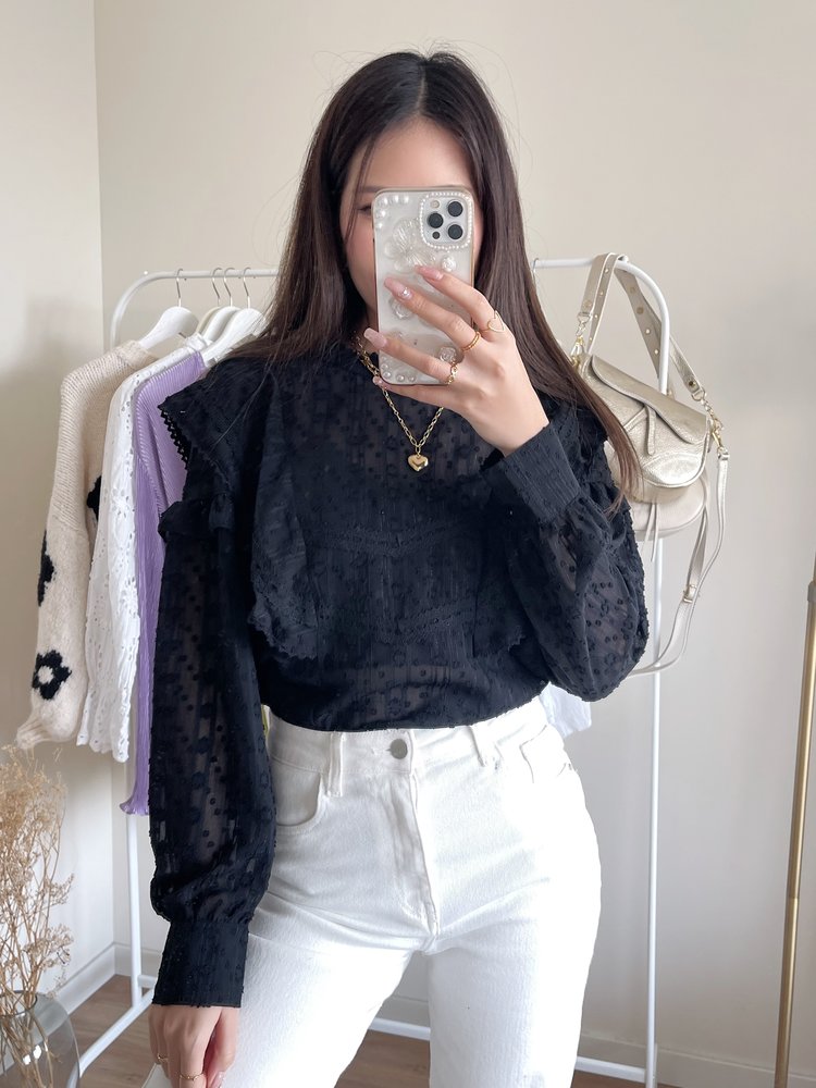 Maja Embroidered Blouse / Black