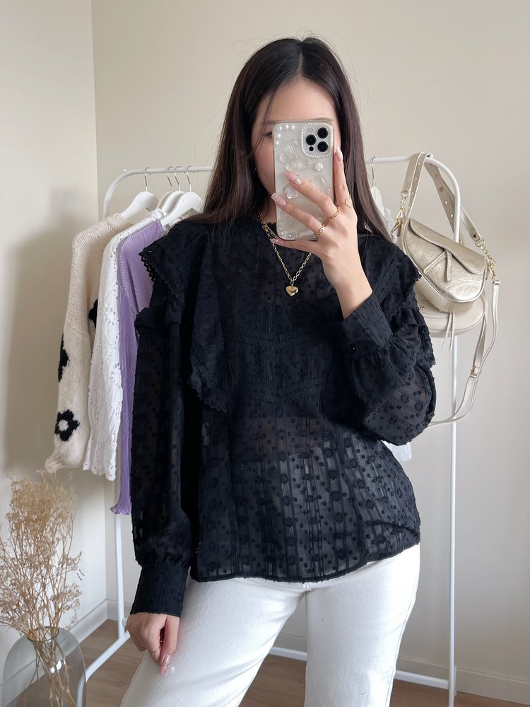 Maja Embroidered Blouse / Black