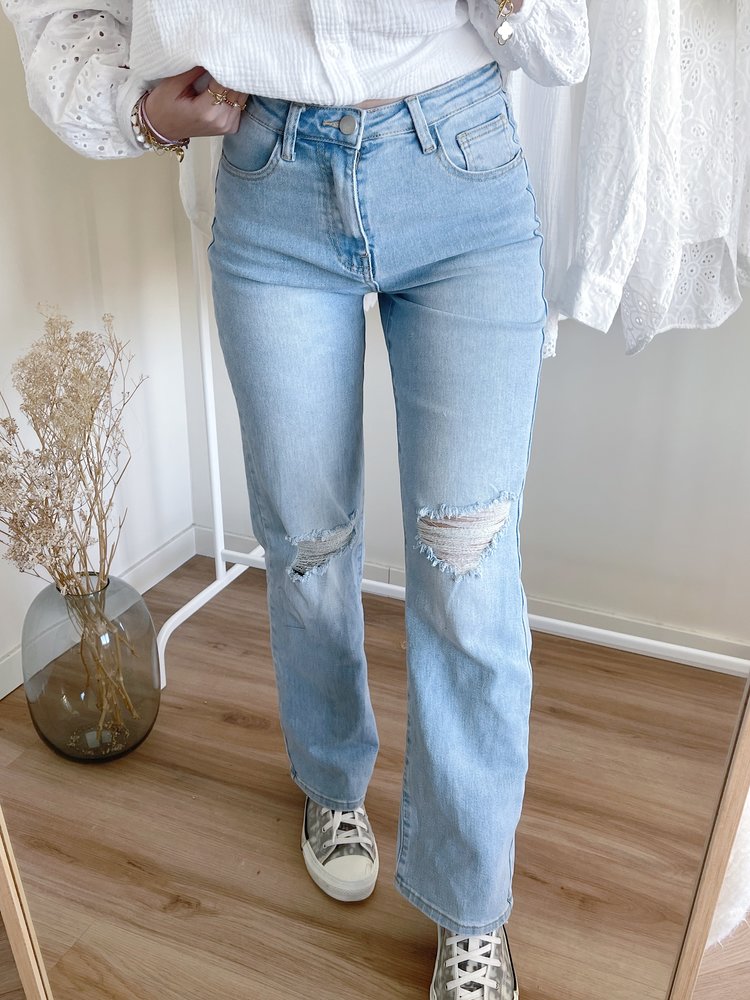 Floor Straight Leg Ripped Jeans / Blue