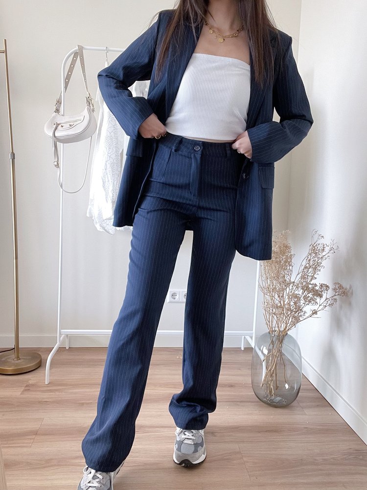 Rixie Oversized Pinstripe Blazer / Navy Blue