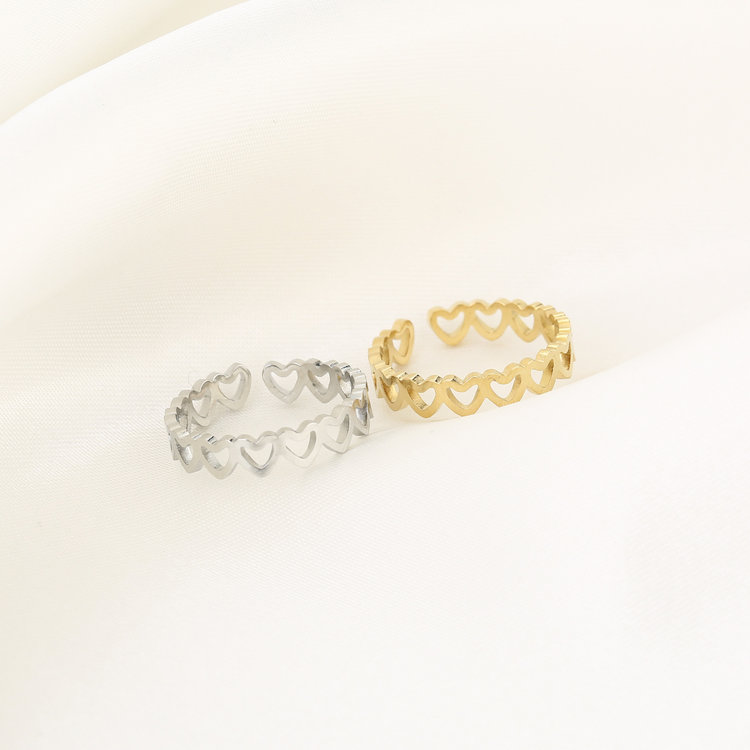 Silver Hearts All Around Ring