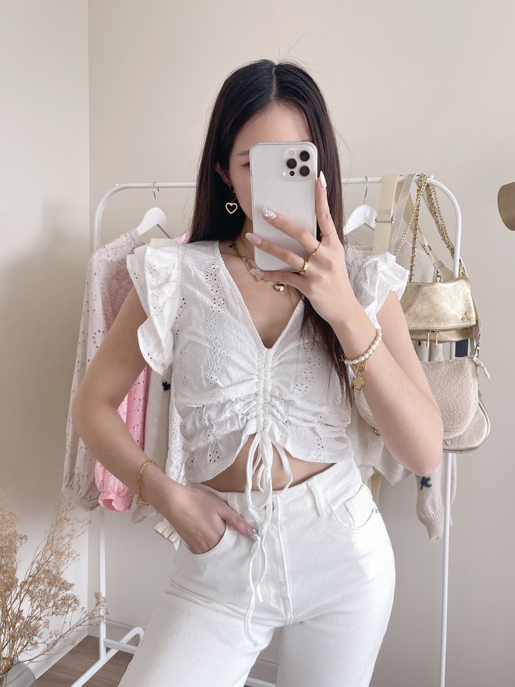 Evita Embroidered Crop Top / White
