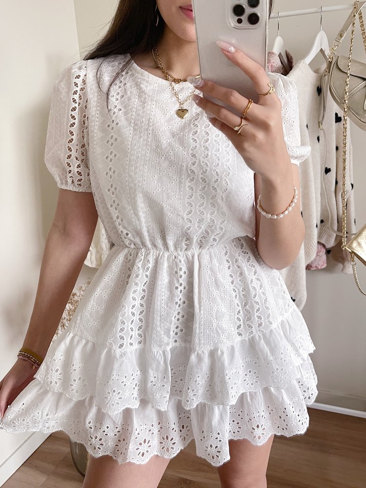 Adora Embroidered Dress / White