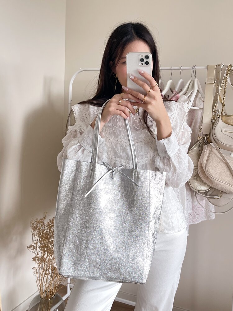 Franka Shopper Shoulder Bag / Metallic Silver