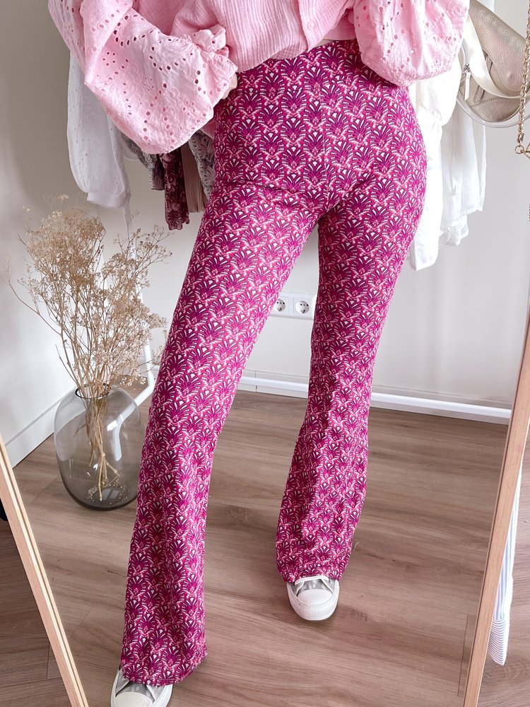 Aika Boho Flared Leggings / Magenta Pink