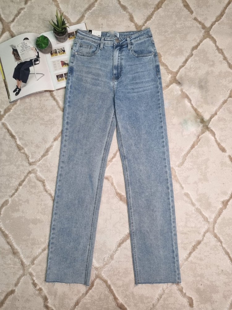 Jelena Straight Leg Jeans / Blue