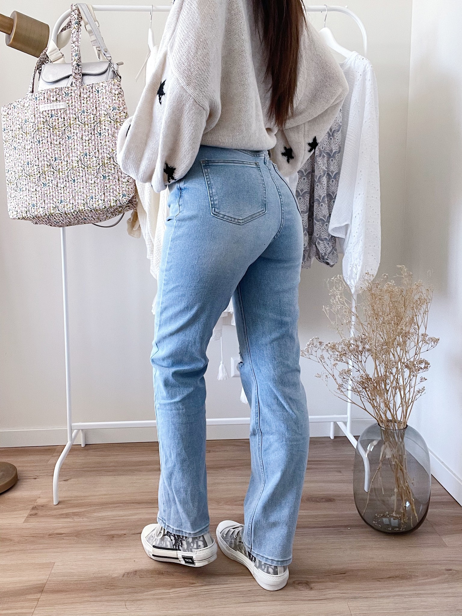 Kyra Straight Leg Ripped Jeans / Blue