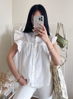 Dayuna Ruffle Top /  White