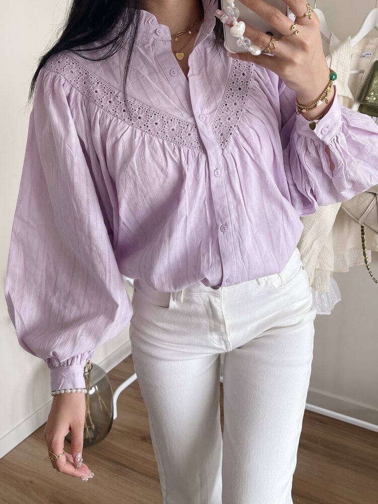 Summer Embroidered Blouse / Lilac