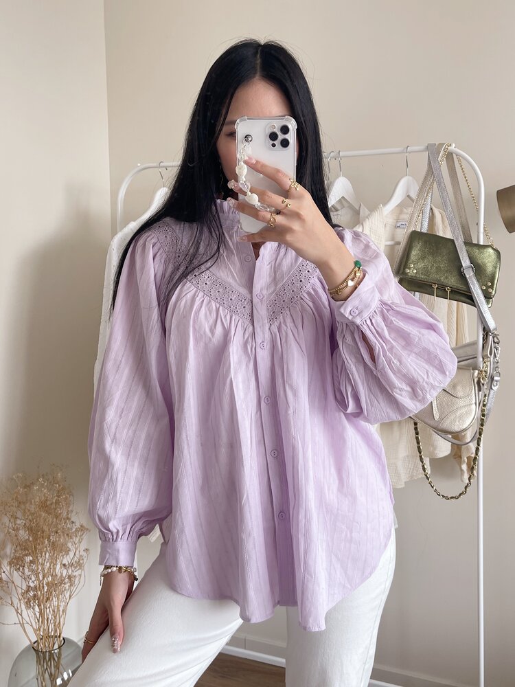 Summer Embroidered Blouse / Lilac