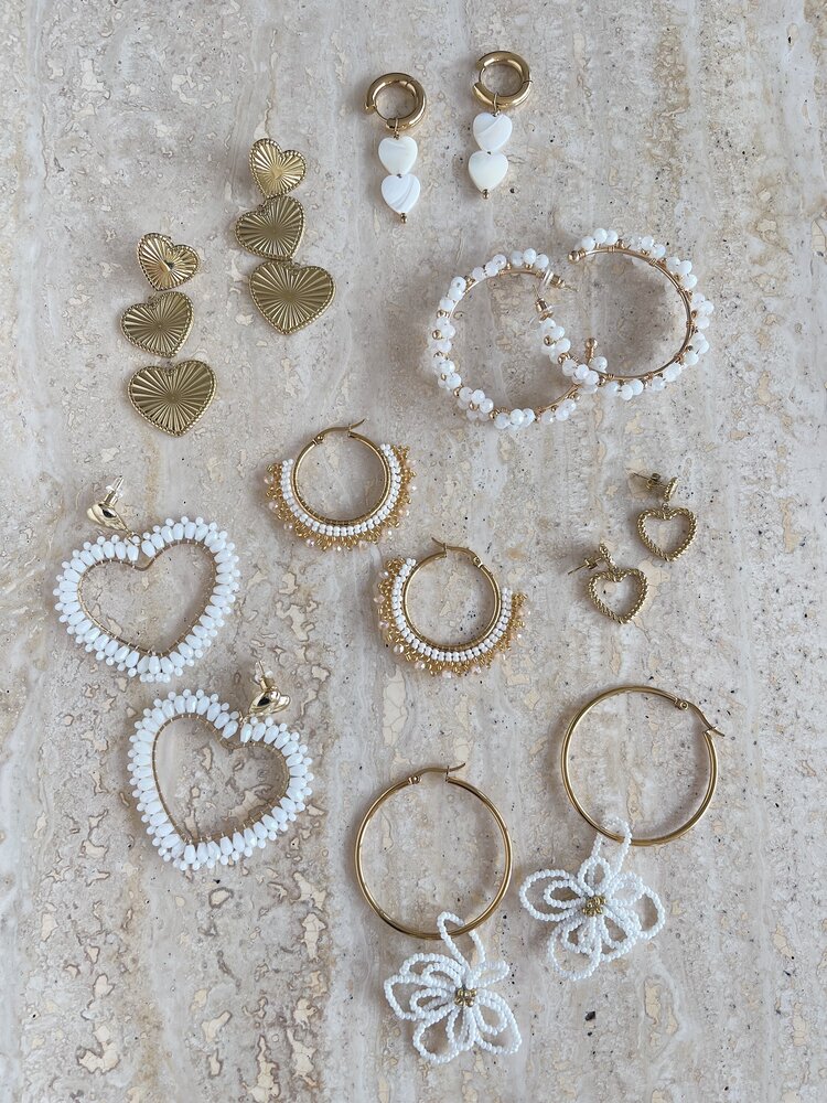 Gold Dashing Textured Heart Earrings