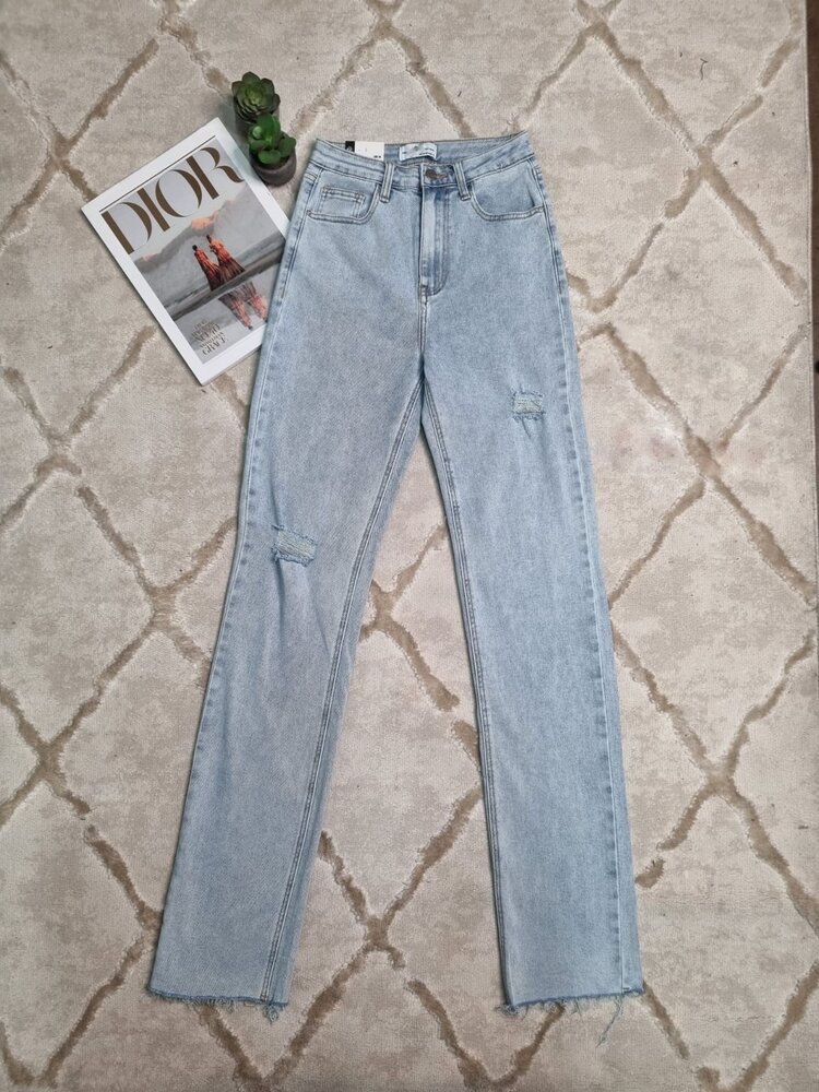 Nola Straight Leg Jeans / Blue (TALL)