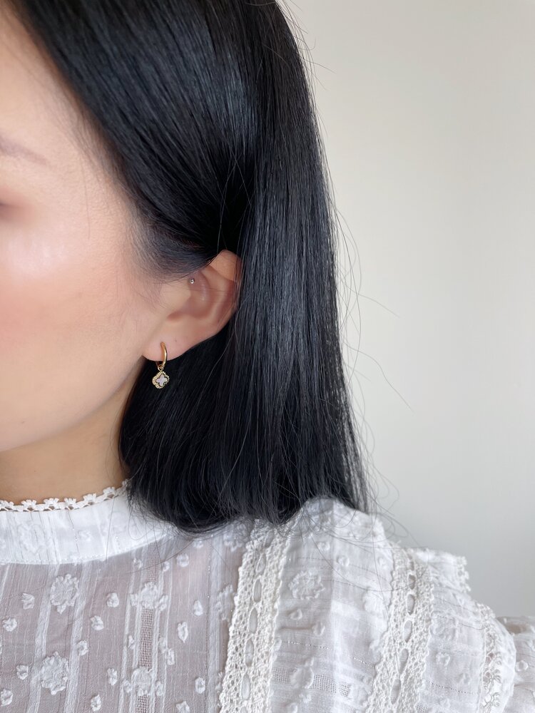 Gold Vintage Clover Earrings / White