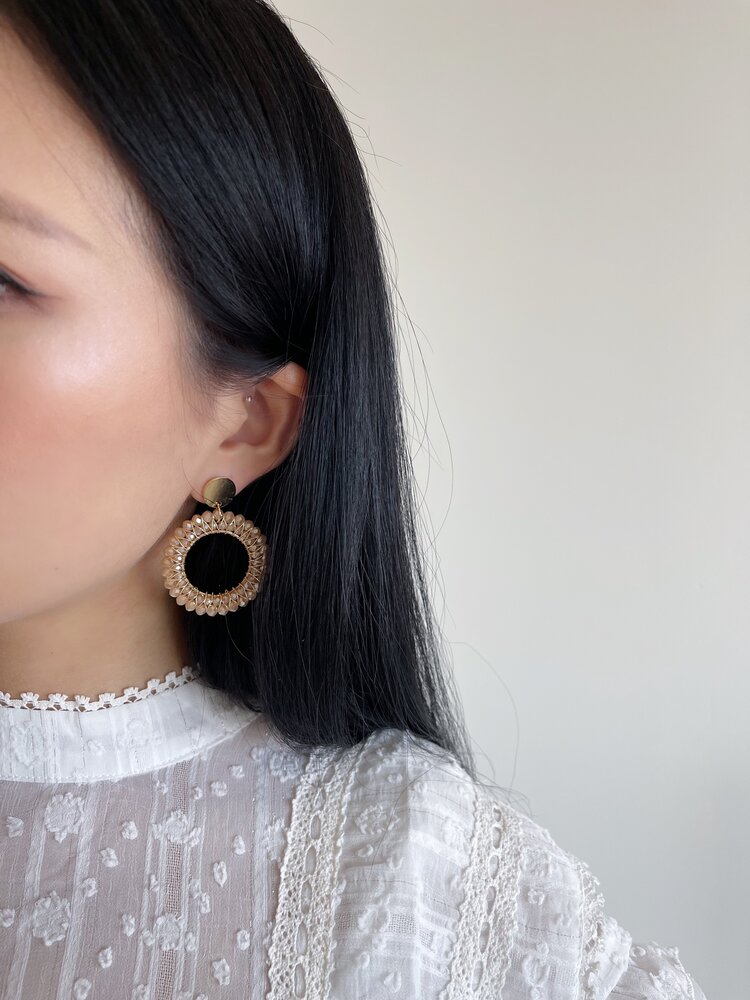 Gold Layered Beads Earrings / Beige