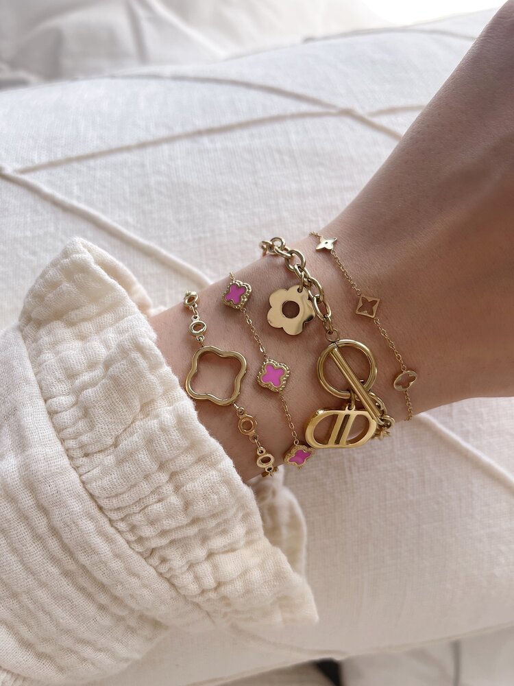 Gold Flower Pin Lock Bracelet