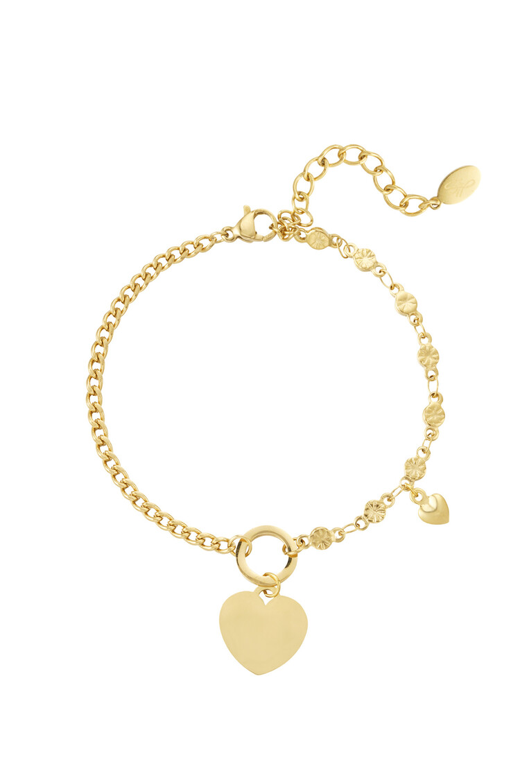 Gold Heart Linked Chain Bracelet