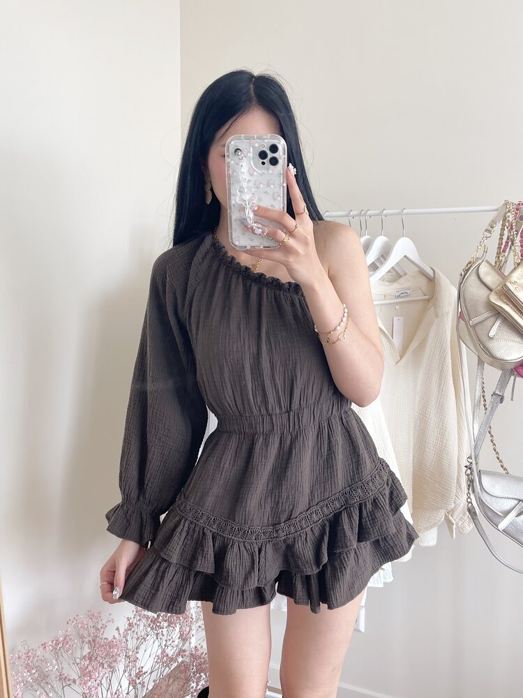 Ninni One Shoulder Playsuit / Brown