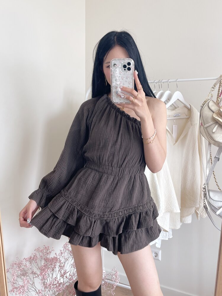 Ninni One Shoulder Playsuit / Brown