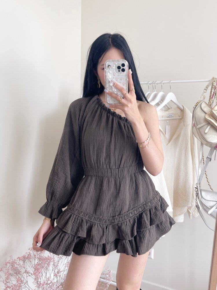 Ninni One Shoulder Playsuit / Brown