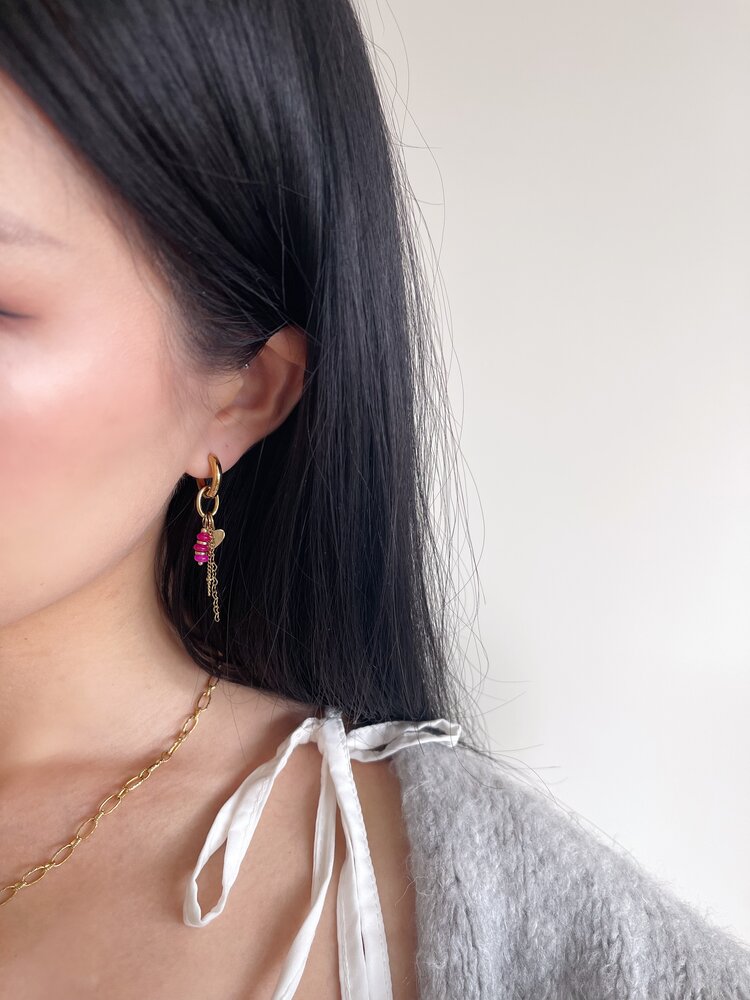Gold Heart Bead Dangle Earrings / Fuchsia