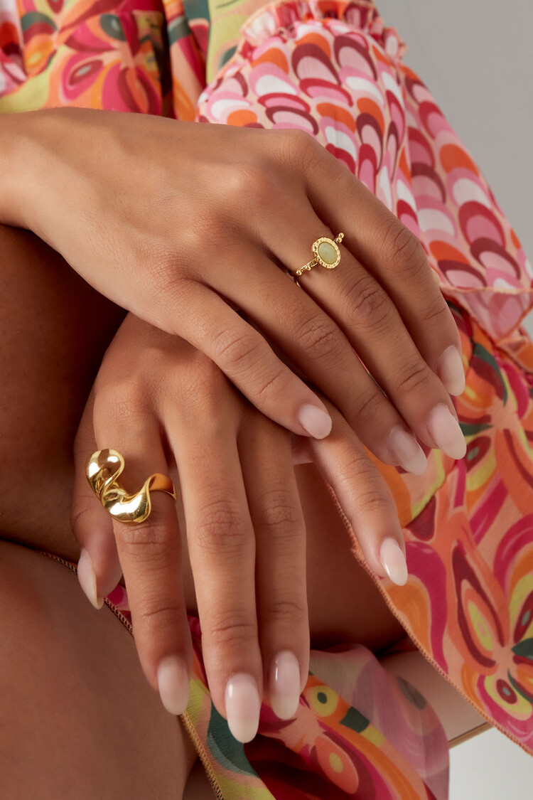 Gold Oval Stone Dots Ring / Off White