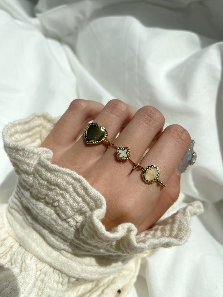 Gold Oval Stone Dots Ring / Off White