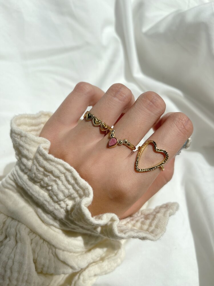 Gold V-Shape Stone Ring / Pink