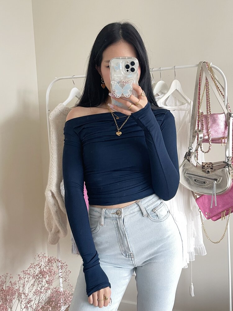 Maine Off Shoulder Top / Navy Blue