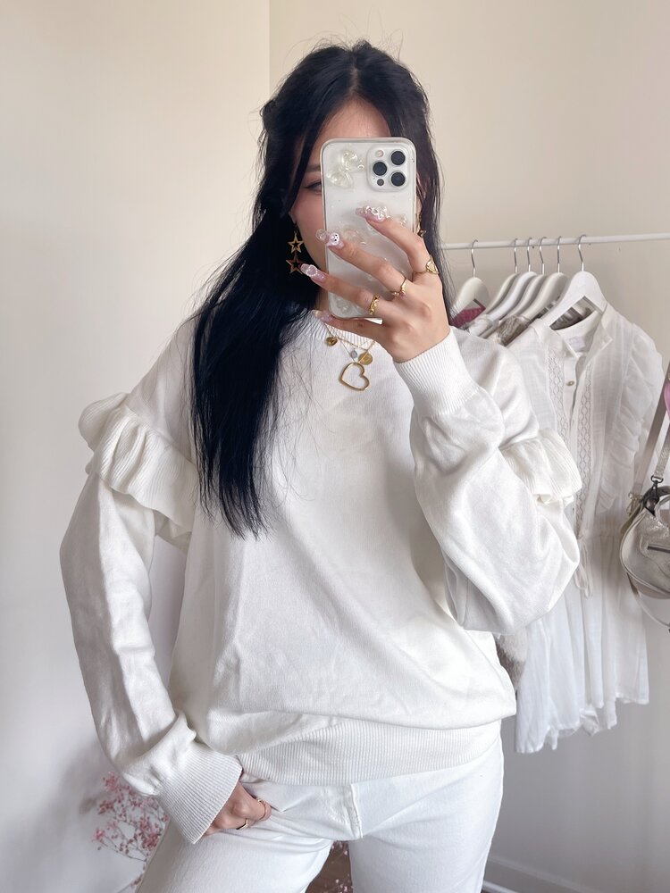 Elsie Ruffle Oversized Sweater / White