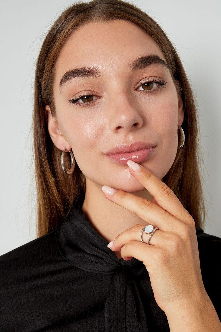 Gold Rosie Hoop Earrings / Medium