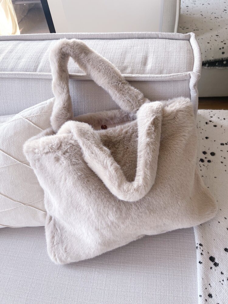 Jolie Furry Bag / Beige