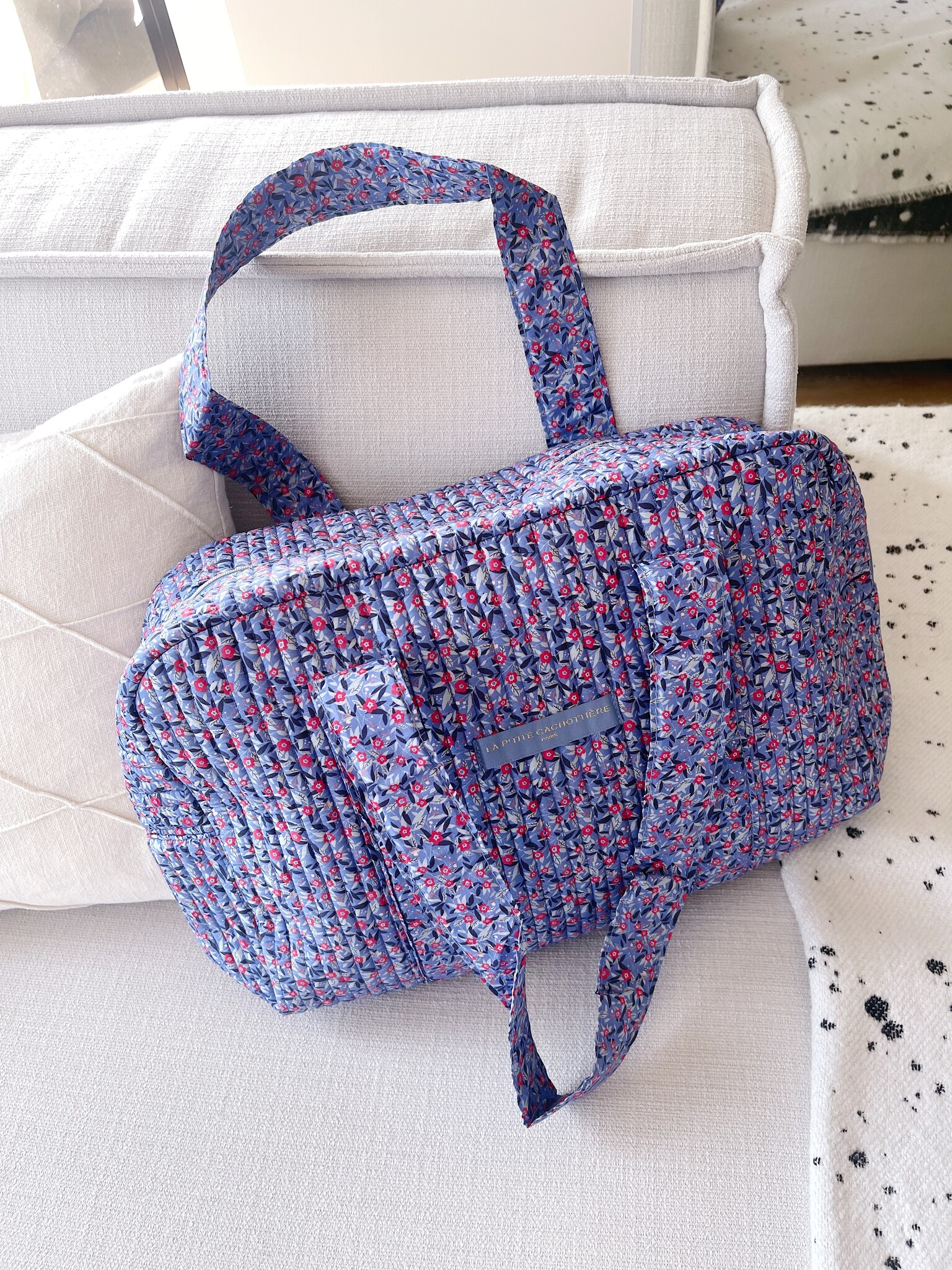 Acacia Flower Travel Bag / Lilac - Hello My Love