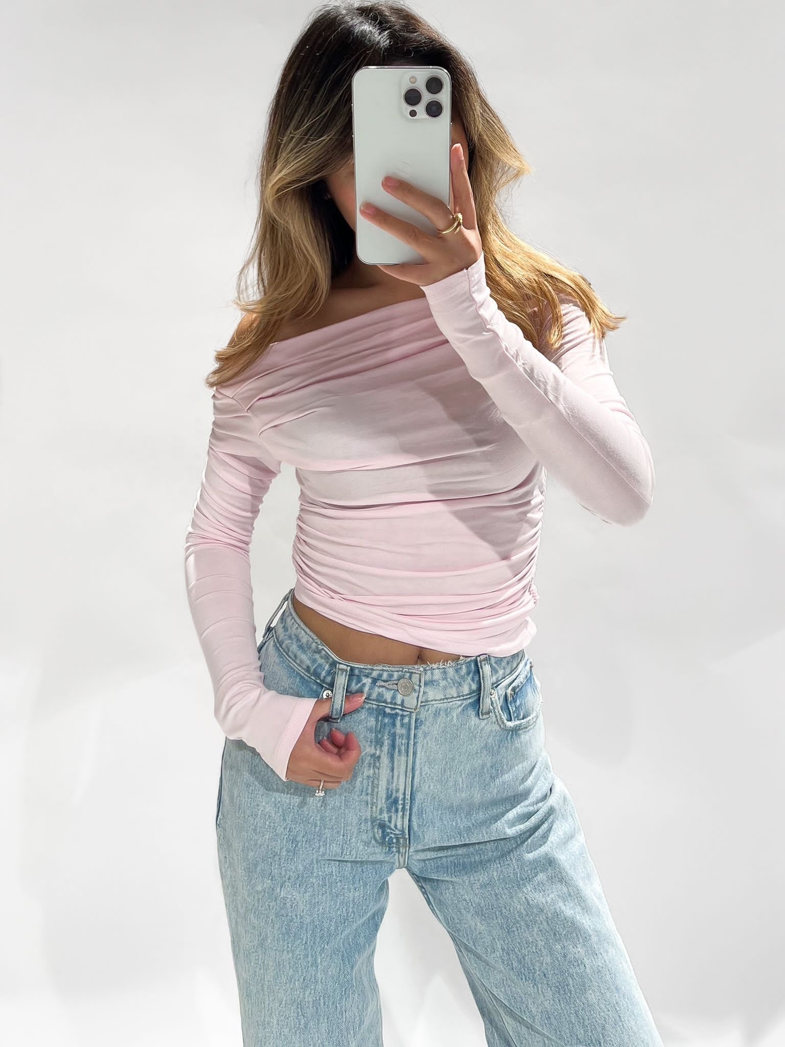 Maine Off Shoulder Top / Baby Pink