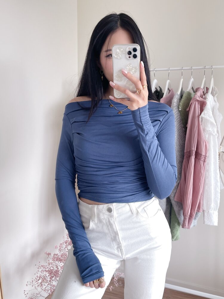 Maine Off Shoulder Top / Denim Blue