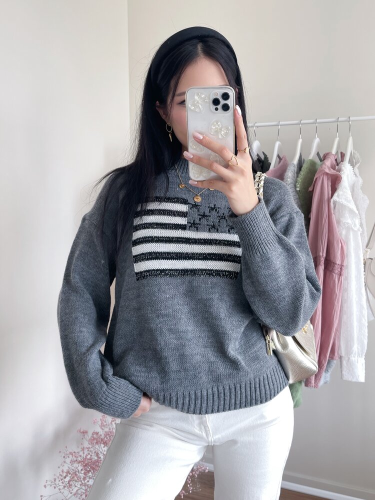 Kyla USA Knit Sweater / Dark Grey