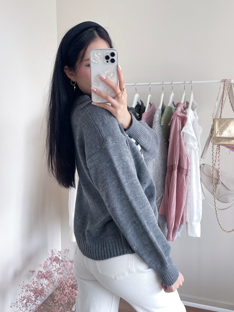 Kyla USA Knit Sweater / Dark Grey