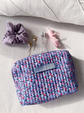 Marly Flower Toiletry Bag / Lilac (Medium)